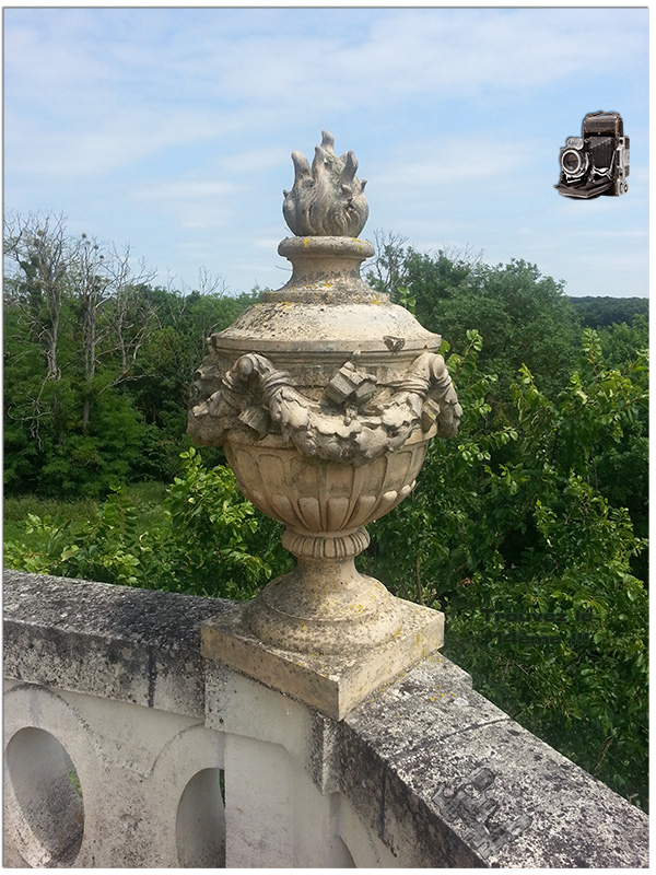 E77 Photo Sculpture mini.jpg